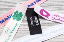 Zestaw tekstylnych etykiet 'Ulubionymi hasłami' - Nr artykułu 8511