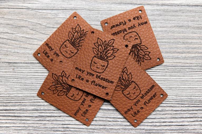 Zestaw designerskich etykiet 'Bloom & Flower' by Unikati (Wegańska alternatywa dla skóry (jabłek)) - Nr artykułu 9131